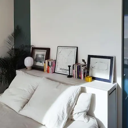 Vivienda Con Encanto En *