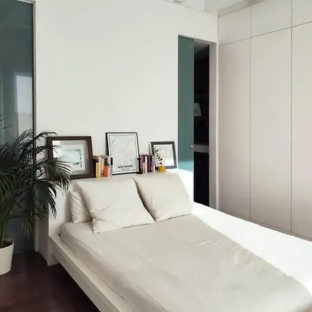 Vivienda Con Encanto En *